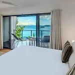 Shorelines Apartments On Hamilton Island By Hiha