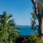 Oasis 26 - Hamilton Island