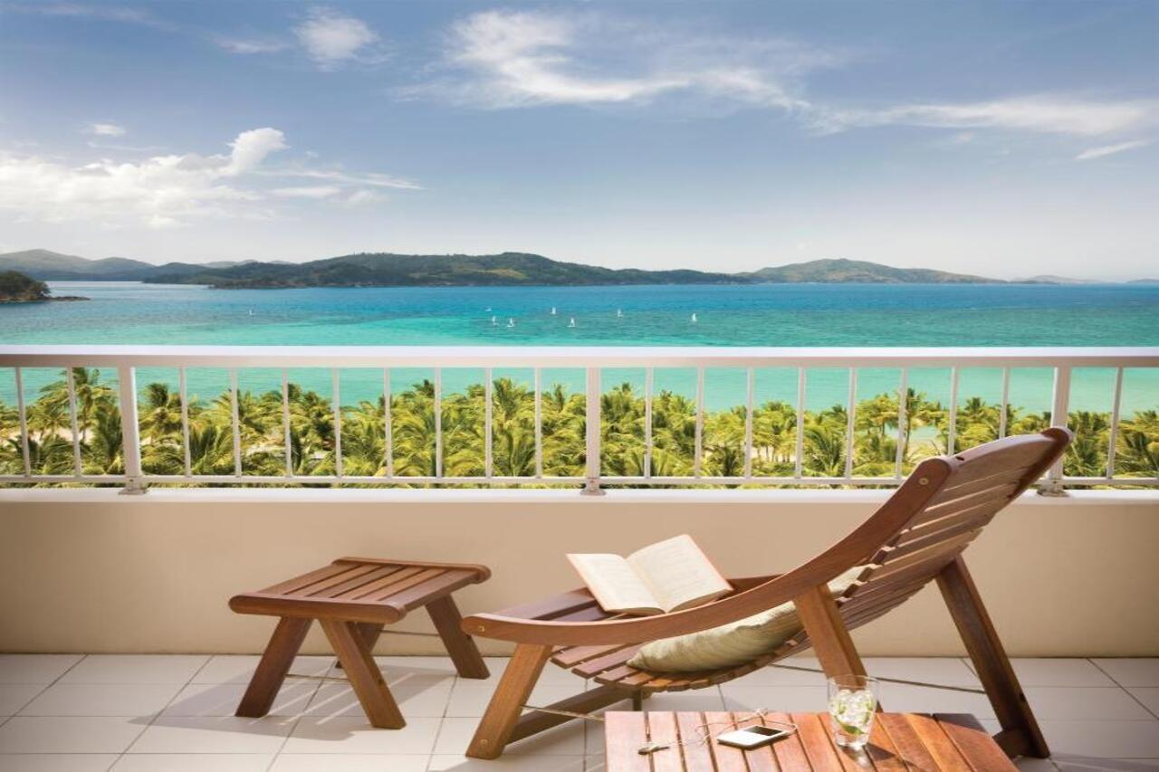 Reef View Hotel 4*