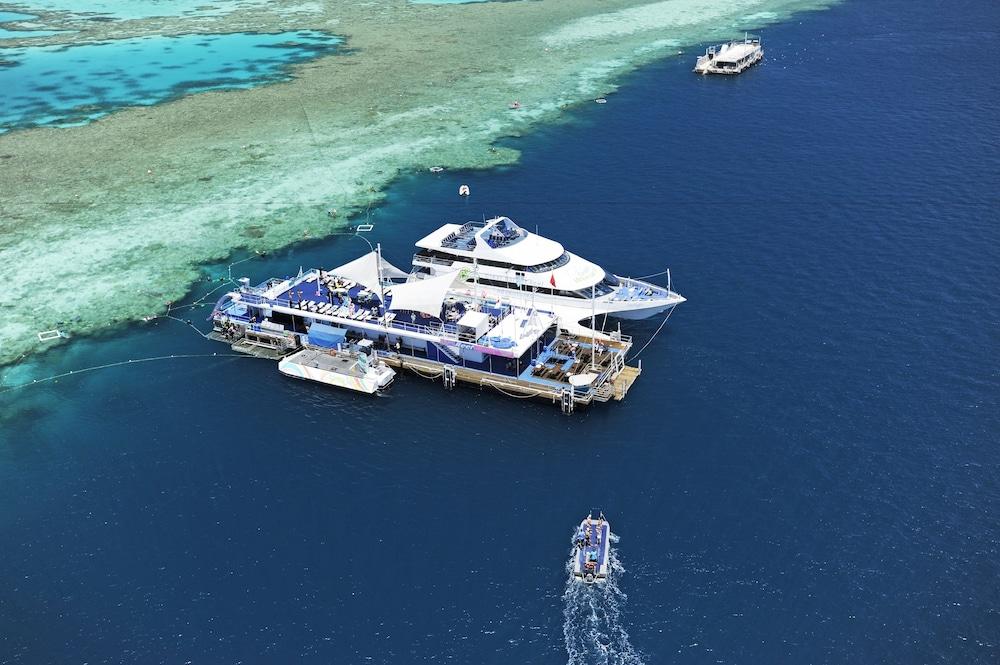 Reef View 4*