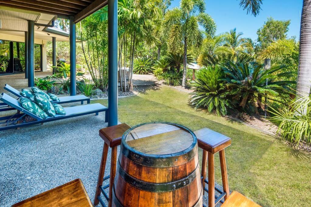 The Palms - Two Buggies Included Holiday home Hamilton Island