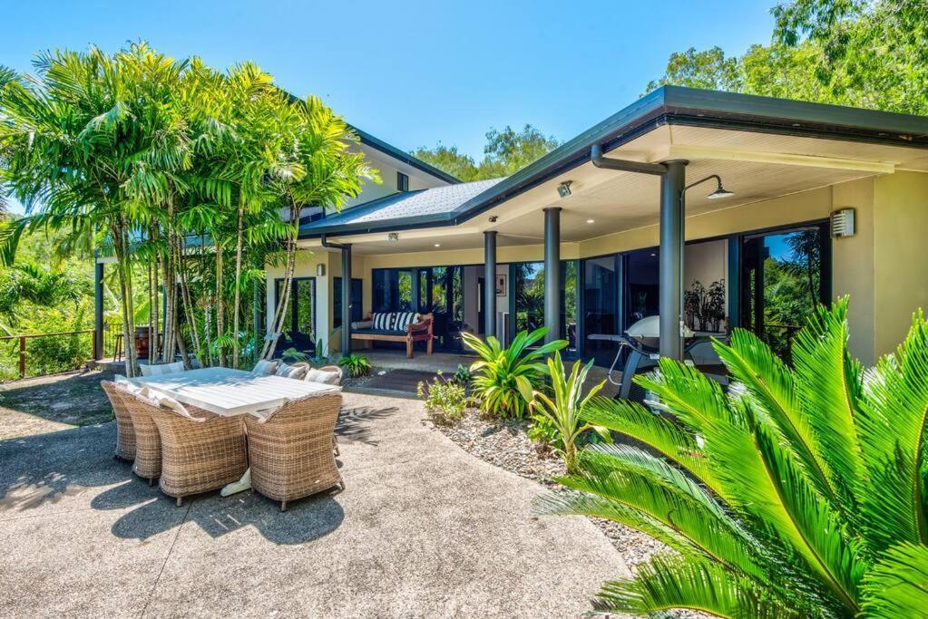 The Palms - Two Buggies Included Hamilton Island