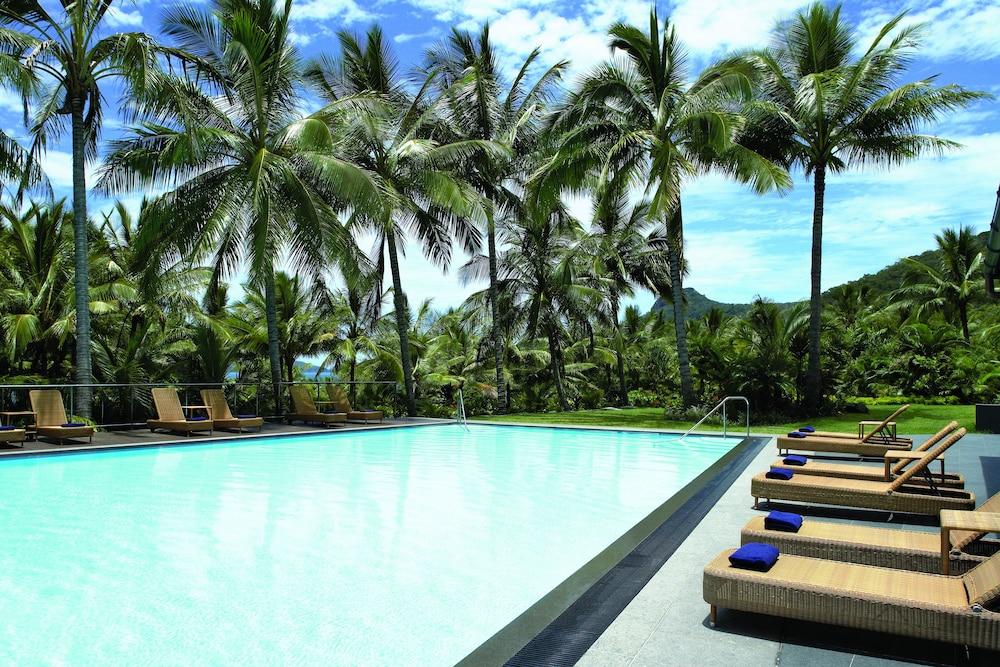 Hotel Reef View