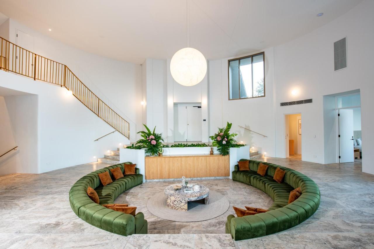 Casa Rotunda On By Hiha