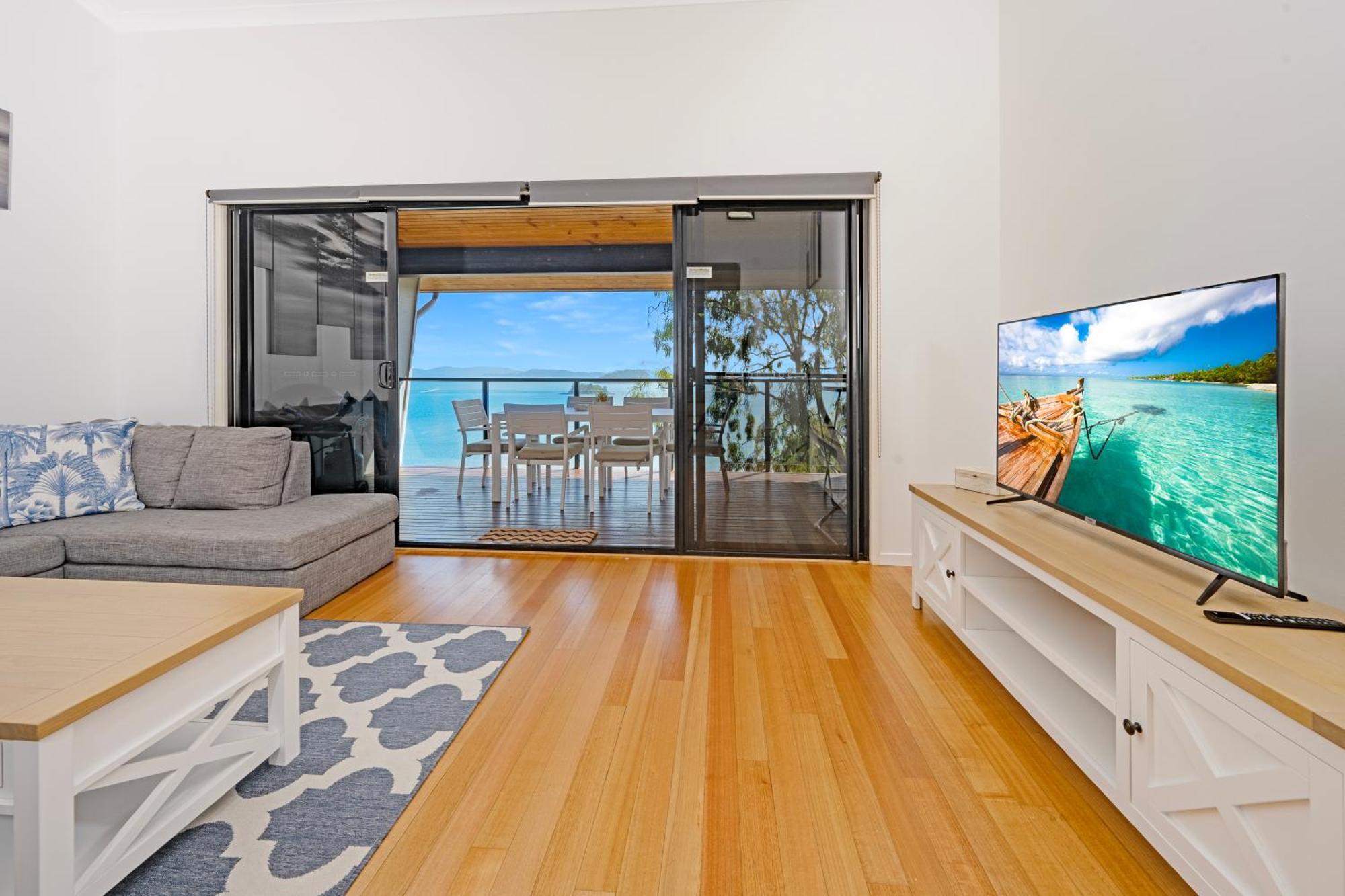 Shorelines Apartment Hamilton Island