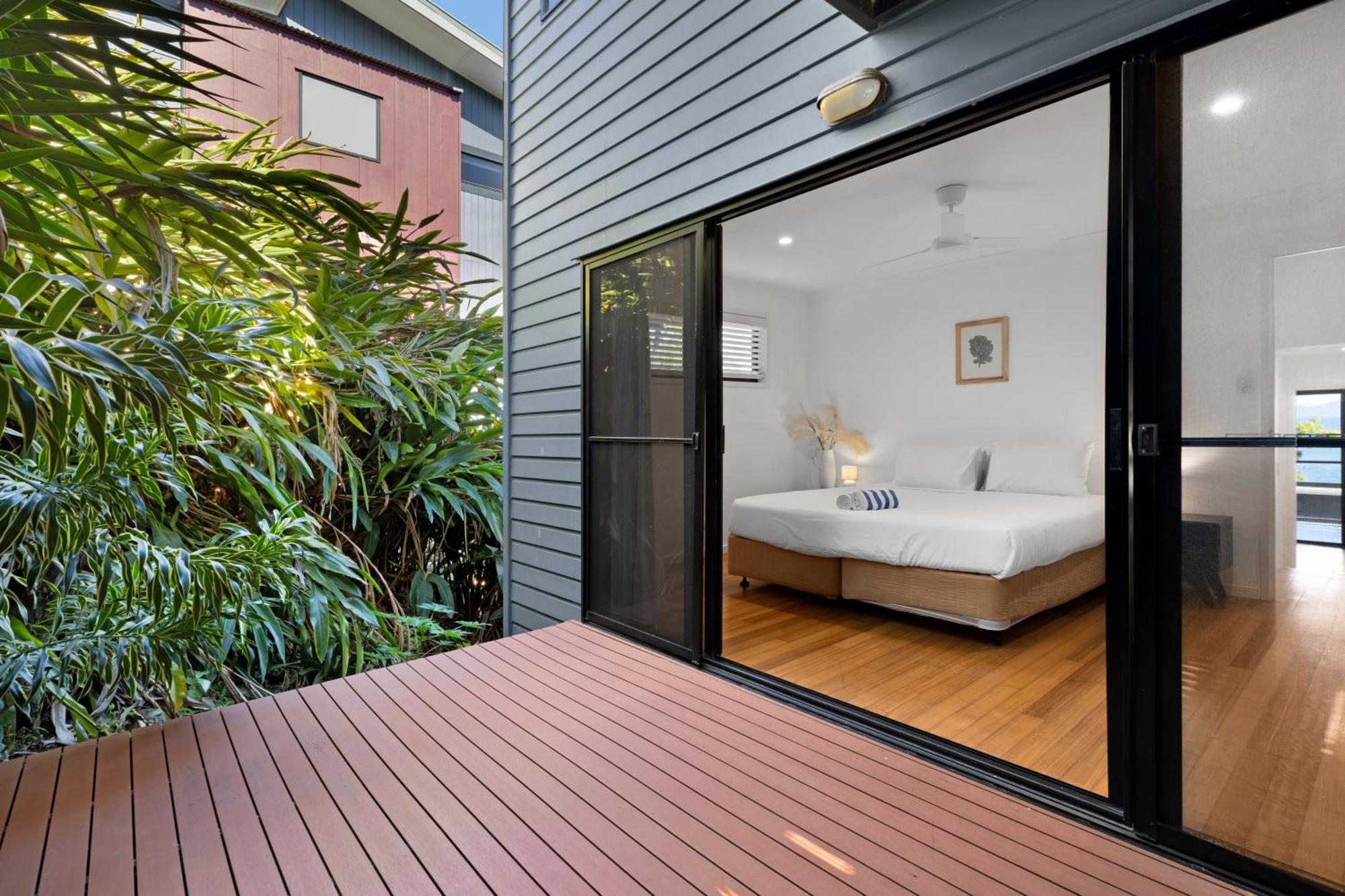 Shorelines Apartments On Hamilton Island By Hiha Hamilton Island