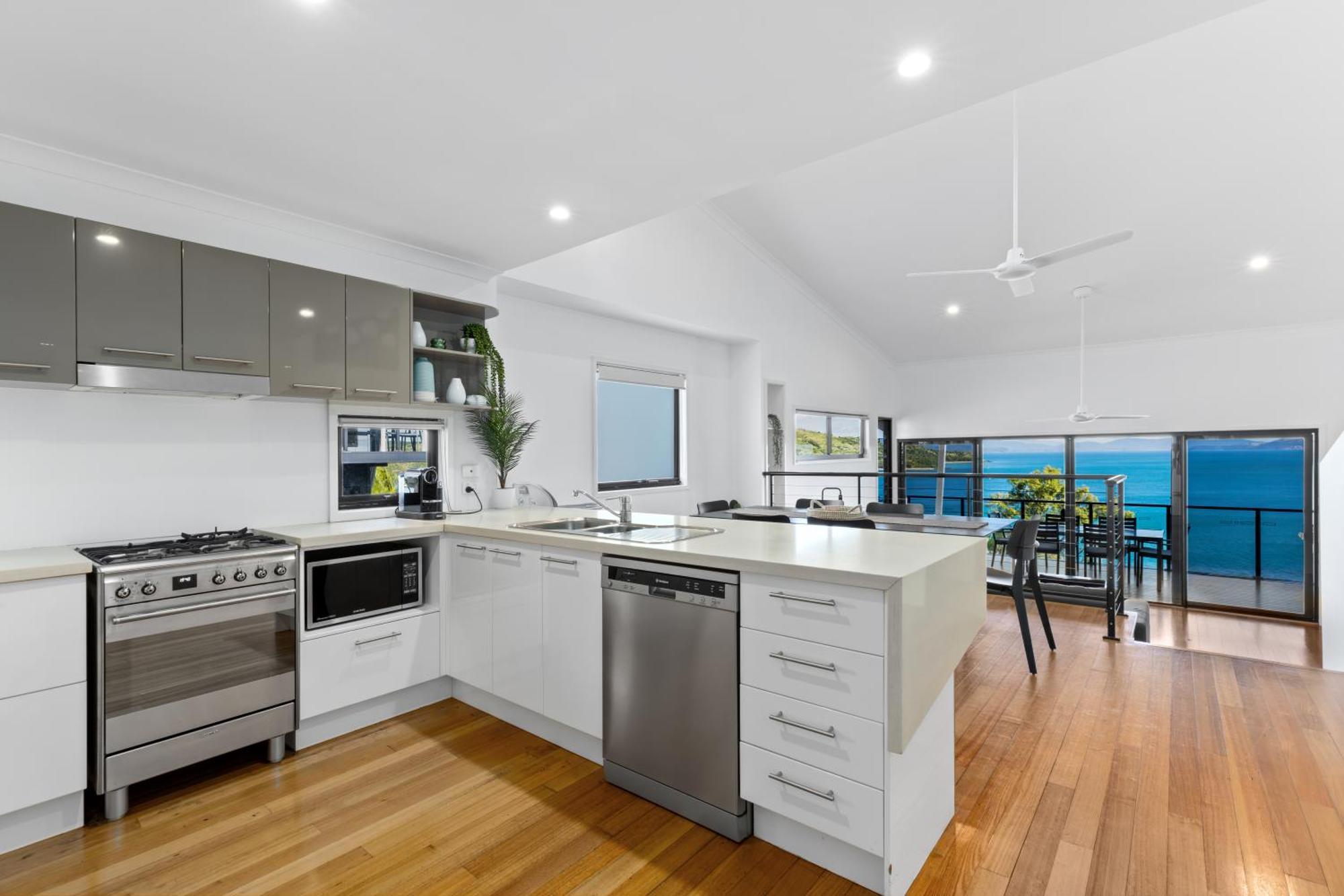 Shorelines Apartments On Hamilton Island By Hiha Hamilton Island