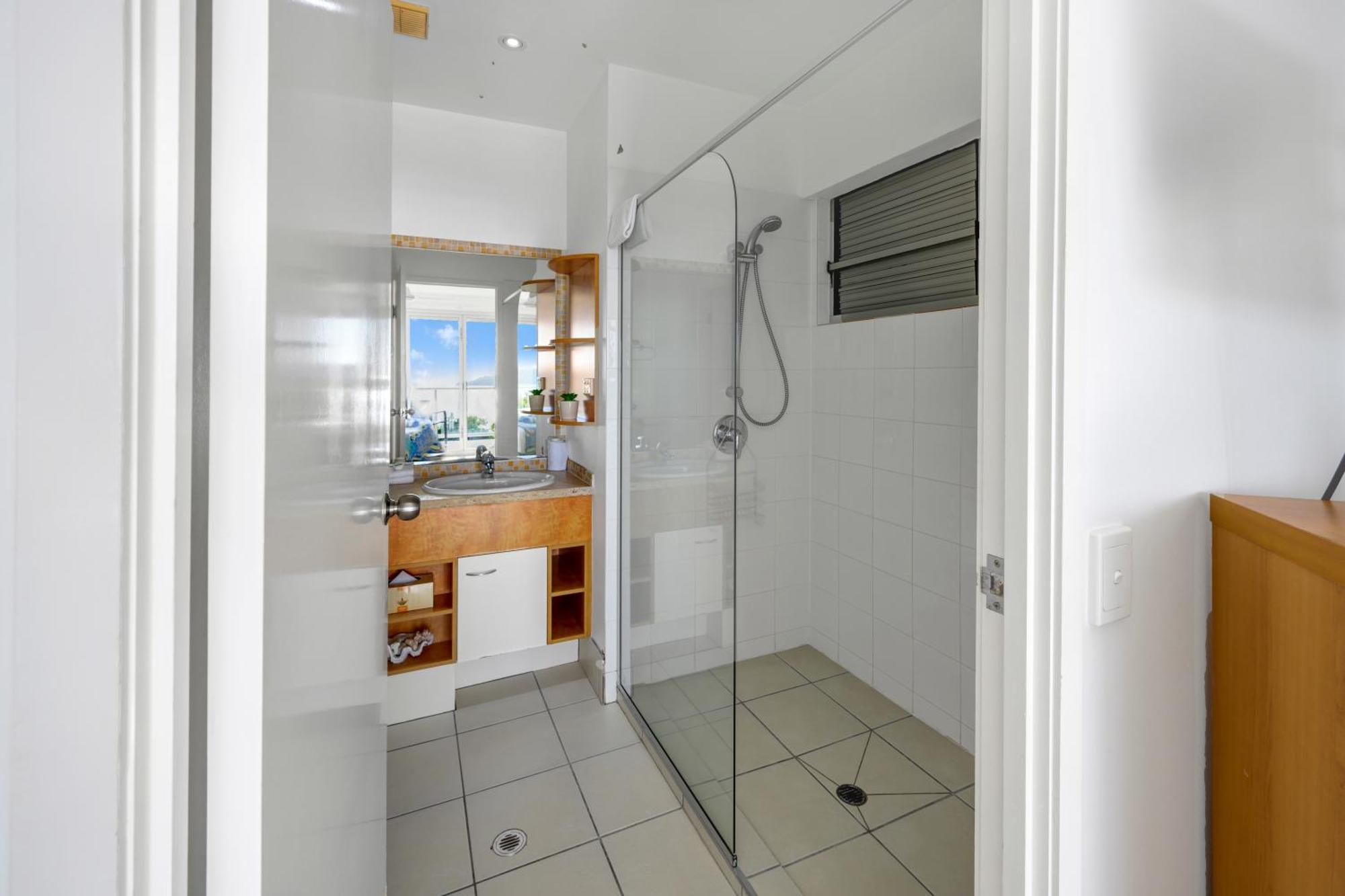 Ocean View Villas Aparthotel