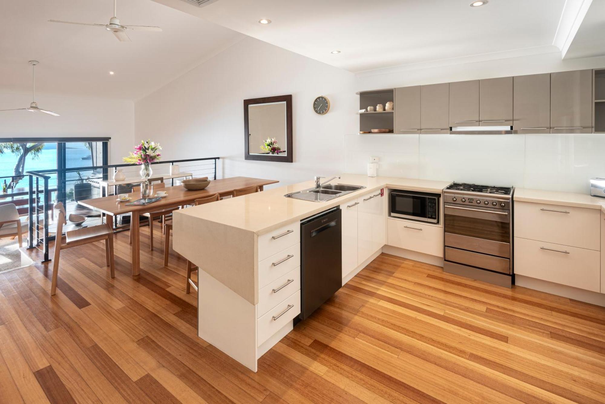 Shorelines Apartments On Hamilton Island By Hiha Apartment *