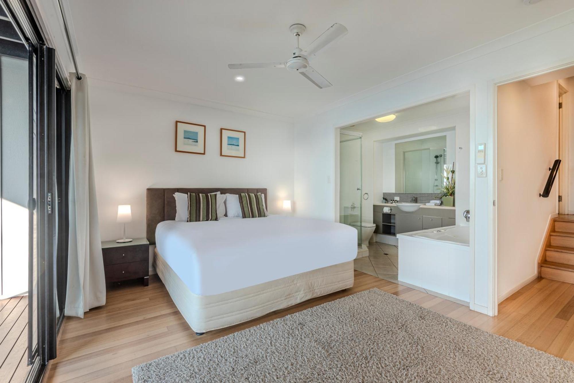 Apartment Shorelines Apartments On Hamilton Island By Hiha *