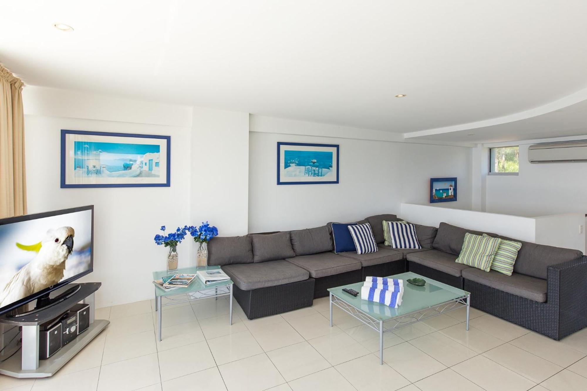 Aparthotel Ocean View Villas 4*