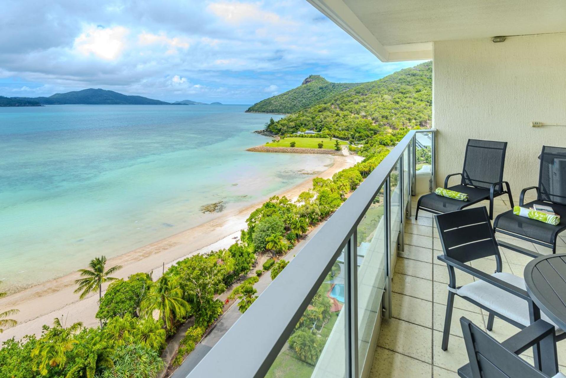 Beachfront Apartment *