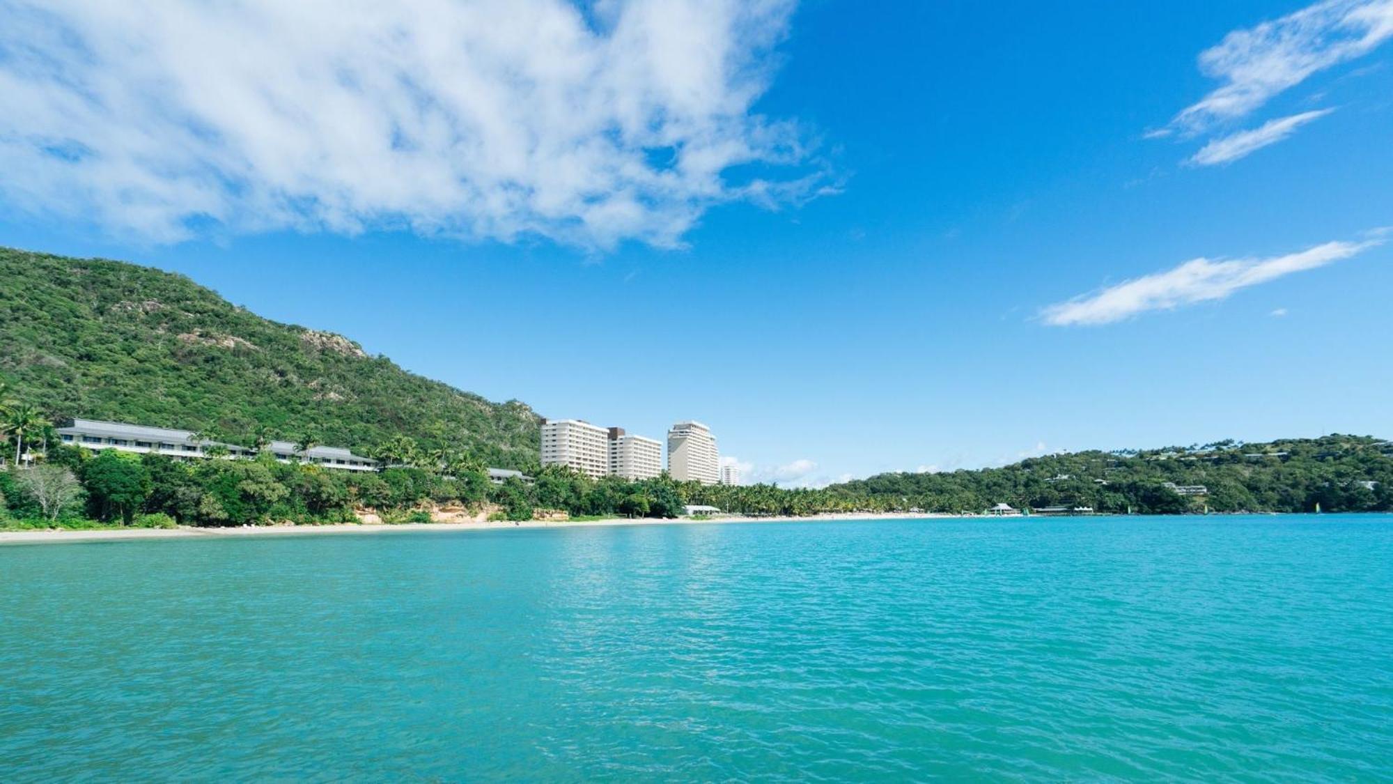 Apartment Beachfront Hamilton Island