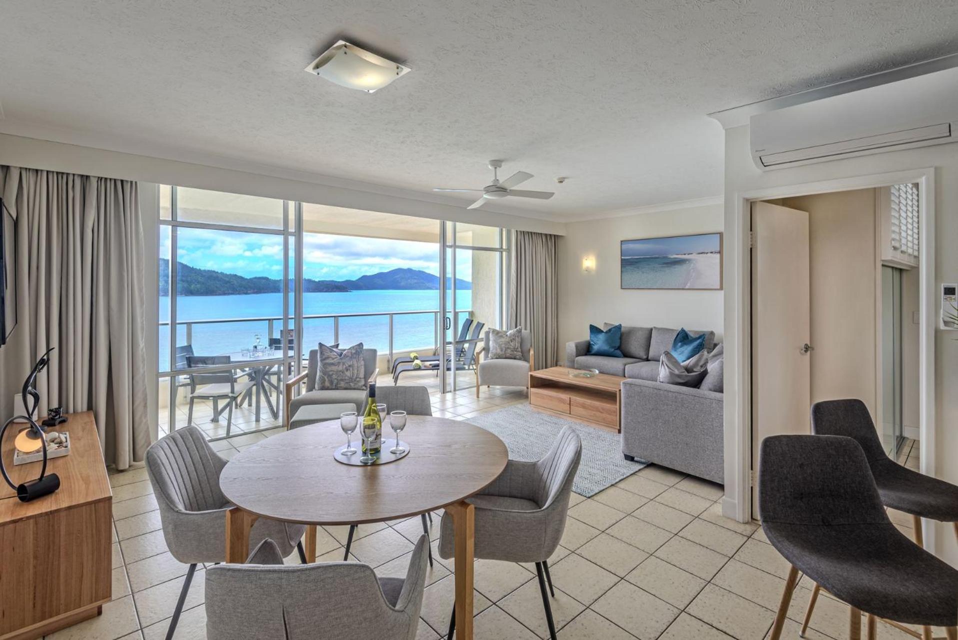 Apartment Beachfront Hamilton Island