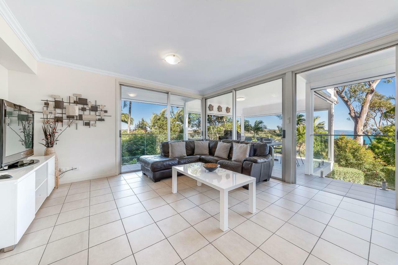 Oasis 26 - Hamilton Island