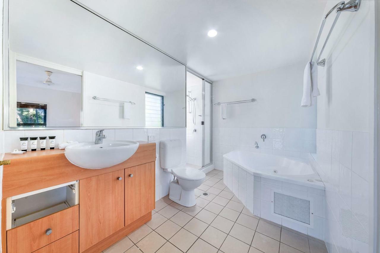 Oasis 26 - Hamilton Island