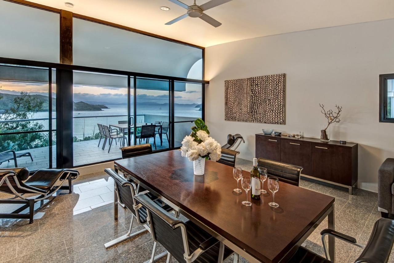 Holiday home Waves 3 Luxury 3 Bedroom Endless Ocean Views Central Location + Buggy
