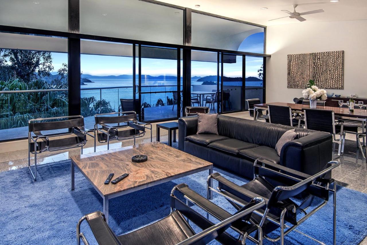 Waves 3 Luxury 3 Bedroom Endless Ocean Views Central Location + Buggy