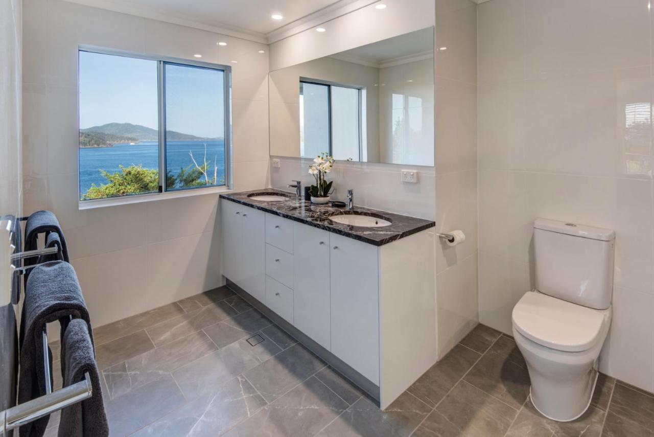 Holiday home La Bella Waters 1 Wide Reaching Ocean Views And Buggy *