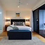 Shorelines 31 Renovated Upmarket Two Bedroom Apartment With Ocean Views And Buggy