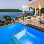 Lotus House On Hamilton Island By Hiha