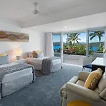 Bella Azure Two Bedroom Two Bathroom Spacious Ocean-View Apartment With Golf Buggy