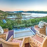 Southwinds On Hamilton Island By Hiha
