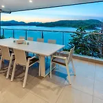 North Cape 5 On Hamilton Island By Hiha