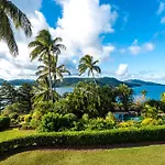 Bella Vista East 4 Oceanview, Golf Buggy, Valet Service & Shared Pool