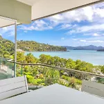 Lagoon Beachfront Lodge 206 On Hamilton Island By Hamorent