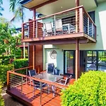 Family Island Dream Escape At Compass Point 10 Hamilton Island, 3Br Villa With Buggy