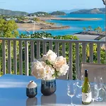 Casuarina 18 Hamilton Island Ocean Views, Golf Buggy & Transers