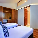 Papillon On Hamilton Island By Hiha