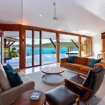 Papillon On Hamilton Island By Hiha