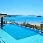 Hidden Cove 17, Hamilton Island - - Free Buggy Included