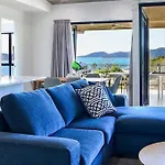 Hidden Cove 17, Hamilton Island - - Free Buggy Included
