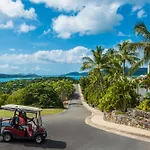 Bella Vista E9 - Ocean View Spacious 2 Bedroom With Golf Buggy