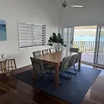Casuarina Cove 14 & Free Buggy - Hamilton Island