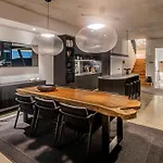 Haven House At Hamilton Island