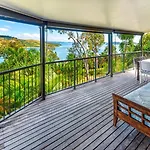 Heliconia 10 Newly Renovated Centrally Located House Hamilton Island