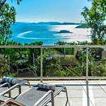 Blue Water Views 16 - 3 Bedroom Penthouse With Ocean Views