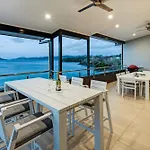 Villa 16 The Edge - Waterfront, Golf Buggy And Sea Views