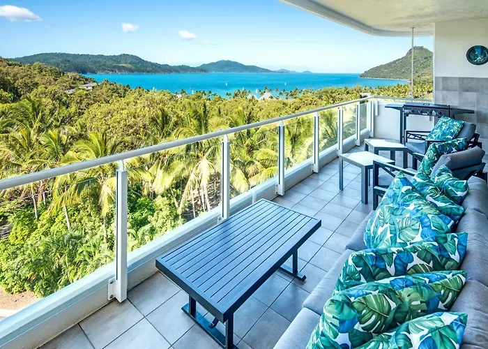 Yacht Harbour Tower 5 - Oceanviews, Buggy And Private Lift Access And Valet Service
