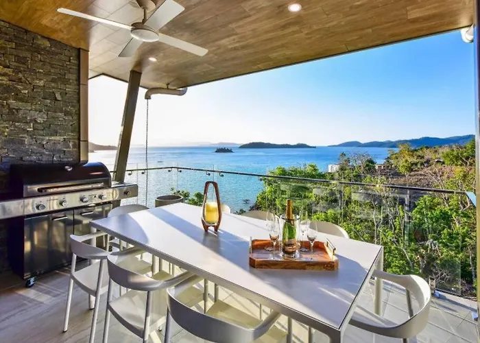 Hidden Cove 17, Hamilton Island - - Free Buggy Included