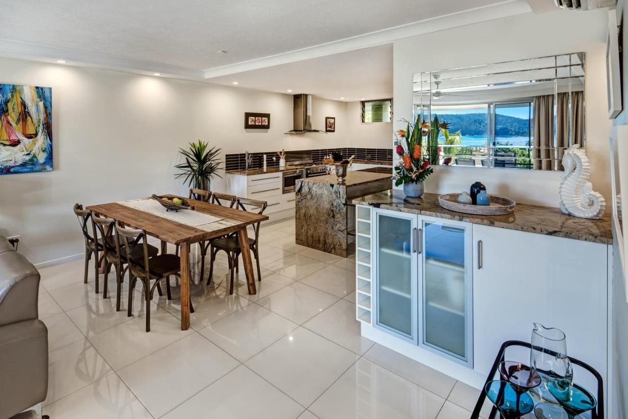 Apartment Superior Poinciana 011 On Hamilton Island