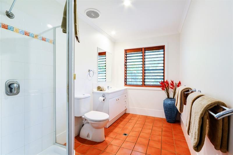 Hotel 1 Heliconia Ocean View 3 Bedroom House Near Marina With Golf Buggy Vr Hamilton Island