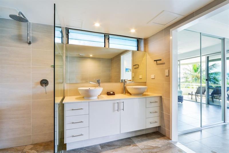 Apartment Poinciana - 3 Bedroom - On By Hiha Hamilton Island