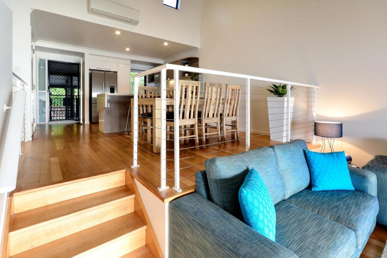 Shorelines 31 Renovated Upmarket Two Bedroom With Ocean Views And Buggy Apartment