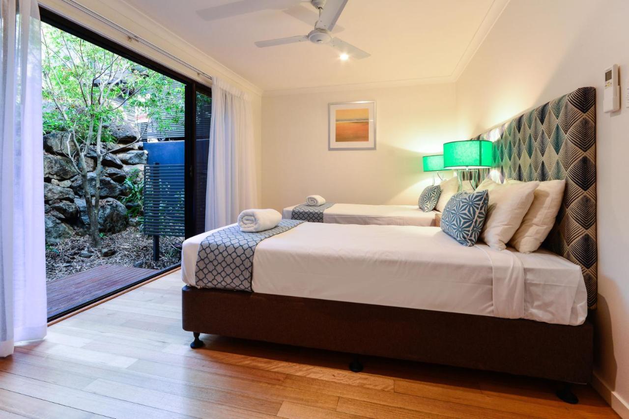Shorelines 31 Renovated Upmarket Two Bedroom With Ocean Views And Buggy Apartment Hamilton Island