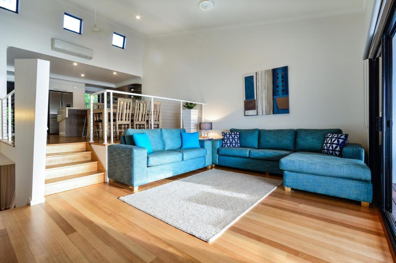 Shorelines 31 Renovated Upmarket Two Bedroom With Ocean Views And Buggy *